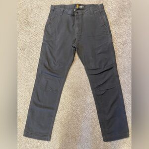 Men’s 5 pocket pant. Rugged flex. Tapered straight fit